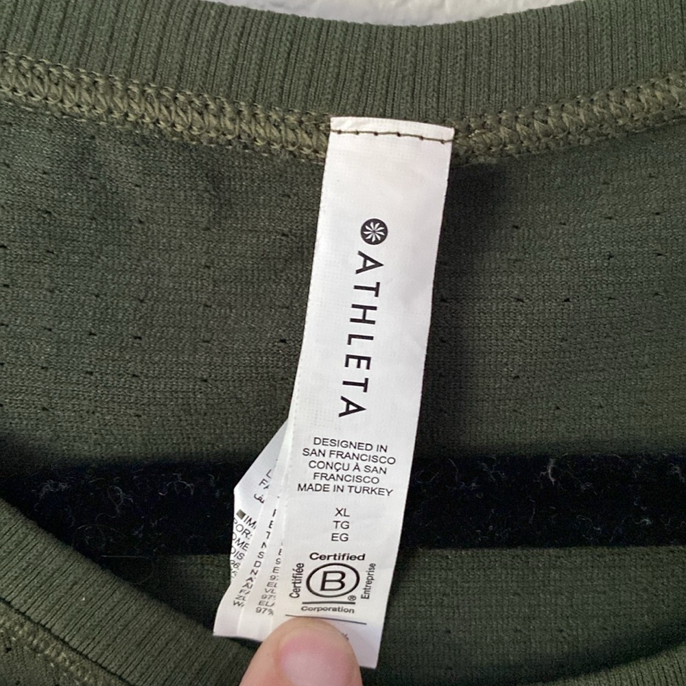 Athleta top - Picture 5 of 8